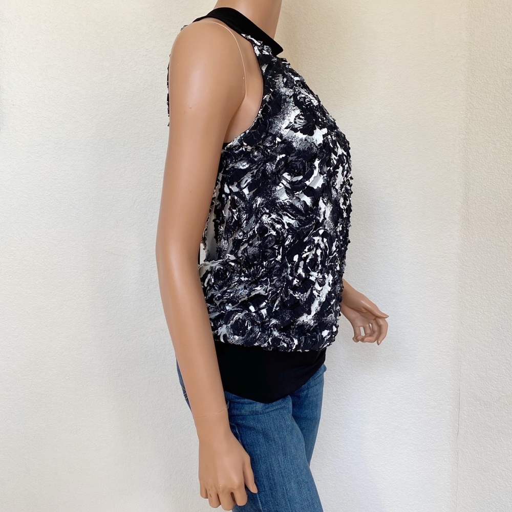 HEART SOUL ❤️❤️❤️ BLACK AND WHITE RUFFLE TOP - Picture 3 of 7